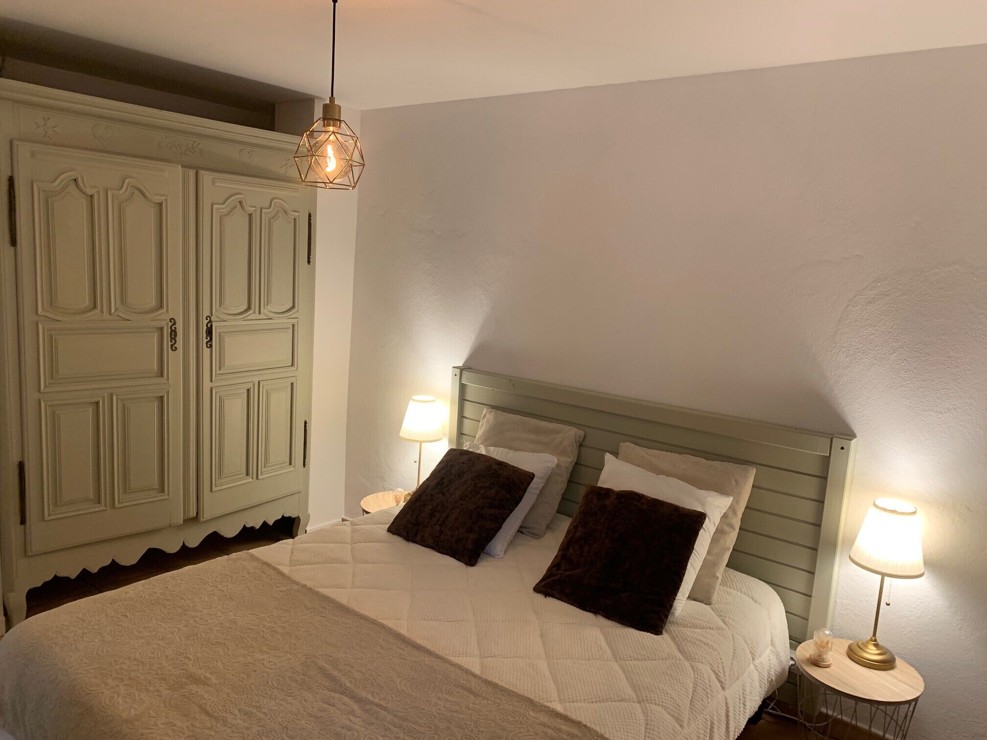 คอมฟอร์ทอพาร์ทเมนท์, วิวสวน