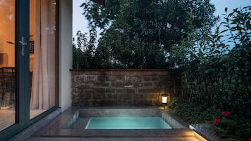 Chambre supérieure double, patio, vue sur la colline | Vue de la chambre