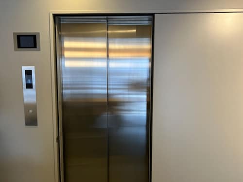 エレベーター