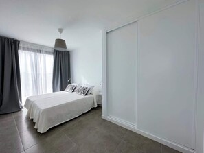 4 bedrooms, iron/ironing board, travel cot, WiFi - Villa in Lajares with views, barbeque and wifi (La Oliva)