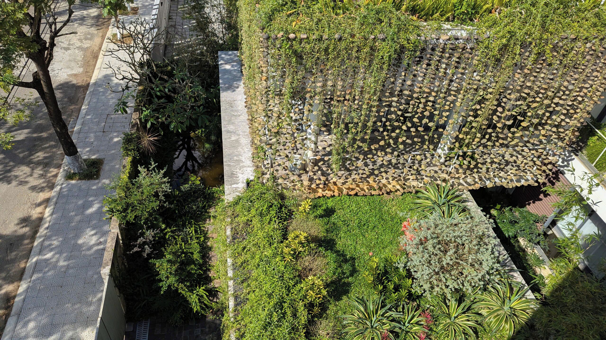 Rom, balkong, strandutsikt | Overnattingsstedets uteområder