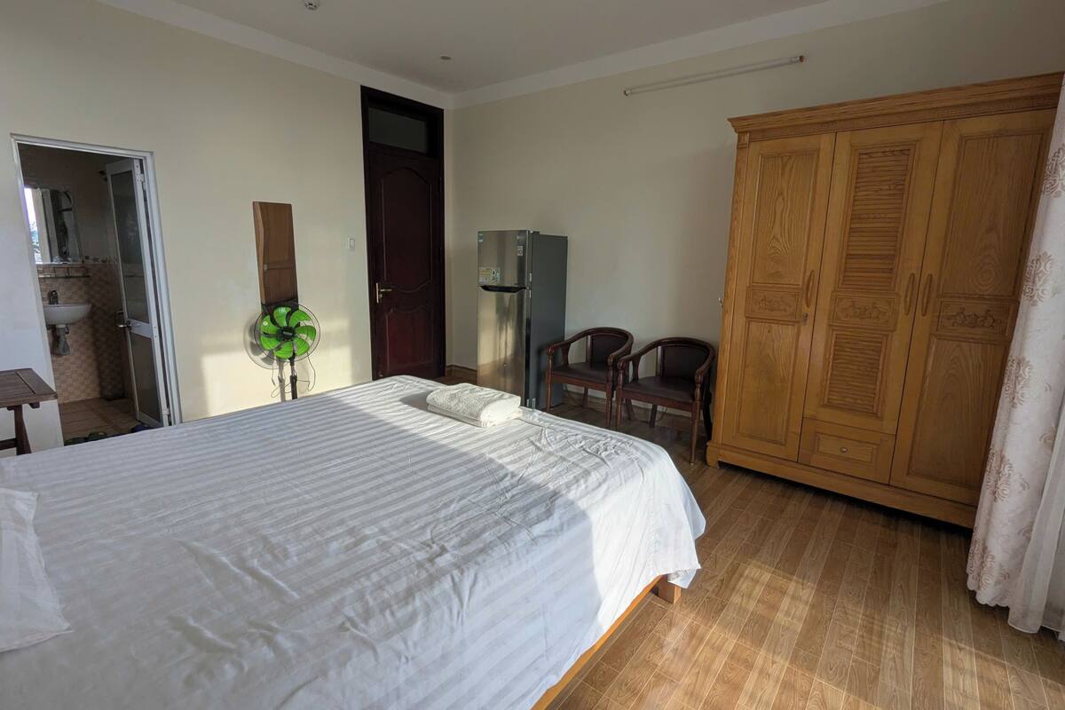 Chambre, balcon, vue plage