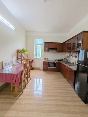 Unclassified image, 5 of 175, button - AN Apartment (Son Tra)
