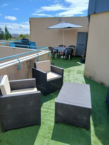 Cosy studio terrace in Chartres