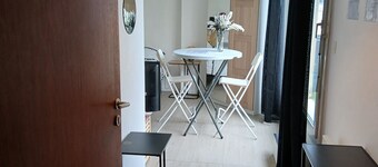 Cosy studio terrace in Chartres