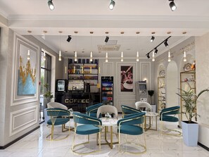 Bar (on property) - Porto Bello Hotel  (Tashkent)