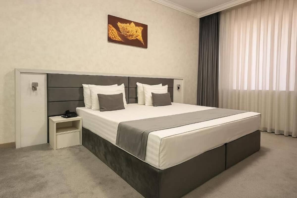 スーペリア ダブルルーム キングベッド 1 台