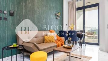 Appartement, balcon, vue ville | Coin séjour