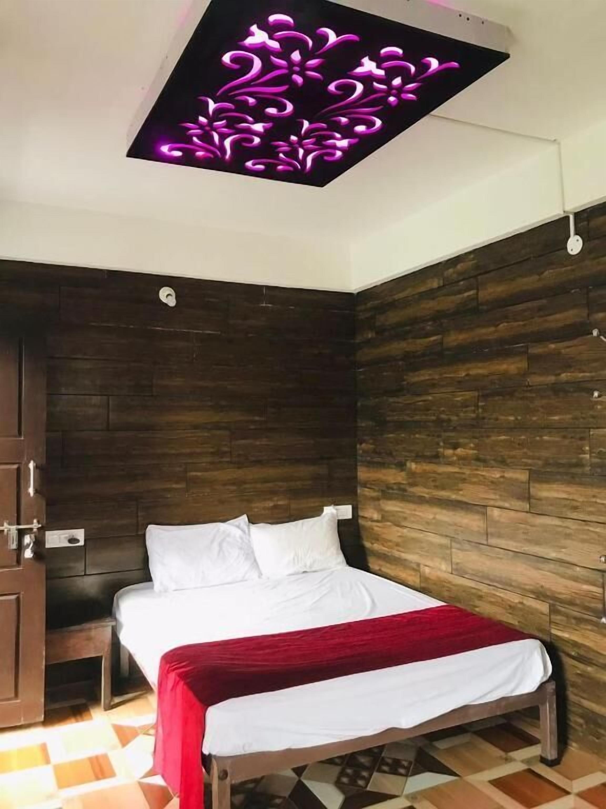 Chambre Double, balcon, vue montagne