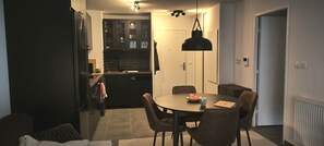 Dining - Cimes A103 by Avecoeur (Briançon)