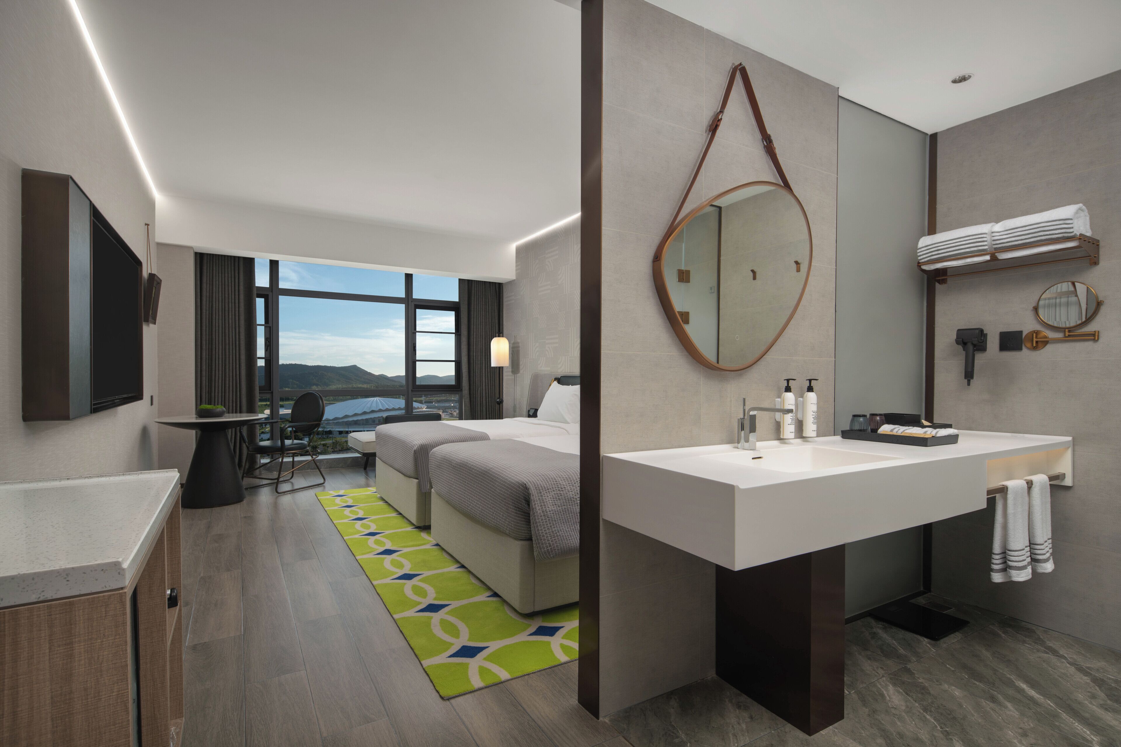 Superior Double Room, 2 Double Beds, Air conditioning, Hill View | Living area