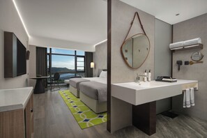 Superior Double Room, 2 Double Beds, Air conditioning, Hill View | Living area