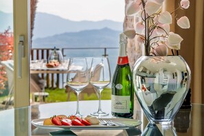 Outdoor dining - IseoLake Places - Casa Aria (Spiglia)