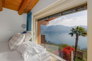 2 bedrooms, WiFi - IseoLake Places - Casa Aria (Spiglia)