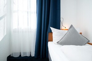 Economy Single Room | Free WiFi