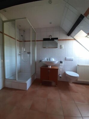 Standard Single Room, Garden View | Bilik Mandi