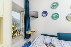 1 camera, ferro/asse da stiro, Wi-Fi gratuito, lenzuola