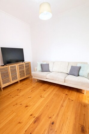 Comfort Apartment | Living area - 2BR Seaside Retreat in Largs North (Largs North)