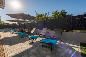 Quarto, 1 quarto, varanda | Terraço/pátio