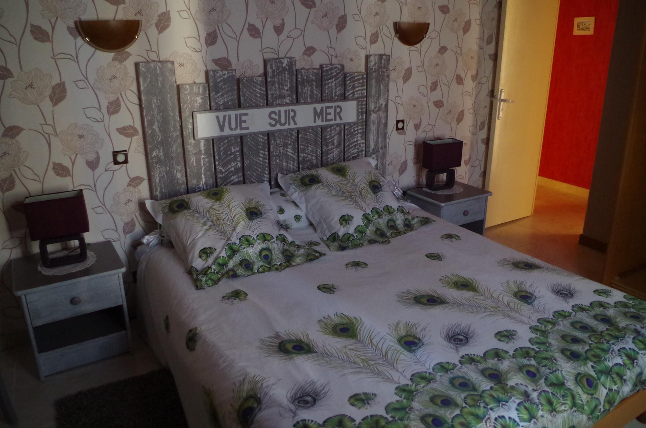 3 bedrooms, iron/ironing board, internet