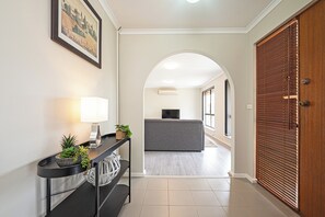 Villa Premium, patio, vista collina | Area soggiorno