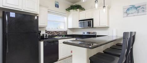 Fridge, microwave, oven, stovetop