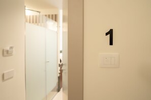 Interior - Maison Petronilla (Naples)