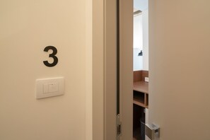 Interior - Maison Petronilla (Naples)