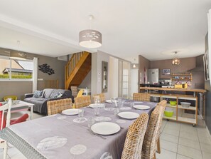 Dining - Beach 200m away, house for 6 with garden (Guissény)