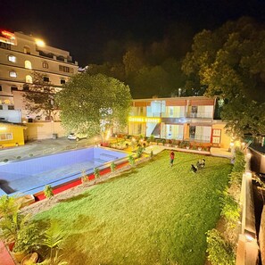 Pool - Devora Resort (Rishikesh)