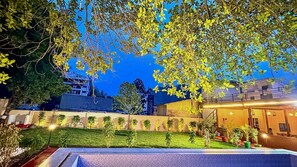 Pool - Devora Resort (Rishikesh)