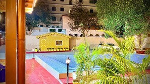 Pool - Devora Resort (Rishikesh)