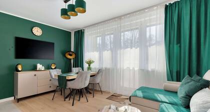Comfortable Apartment in Gdansk | Balcony | Workspace