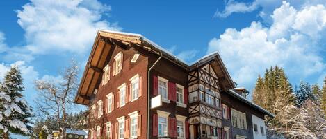 Classic Apartment, 1 Bedroom | Exterior