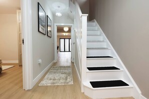 Interior - Modern 5BR Home new (Bristol)