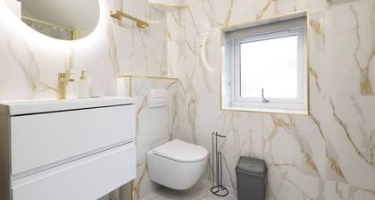 Modern 5BR Home new