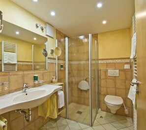 Bathroom - Wellnesshotel Tanne (Baiersbronn)