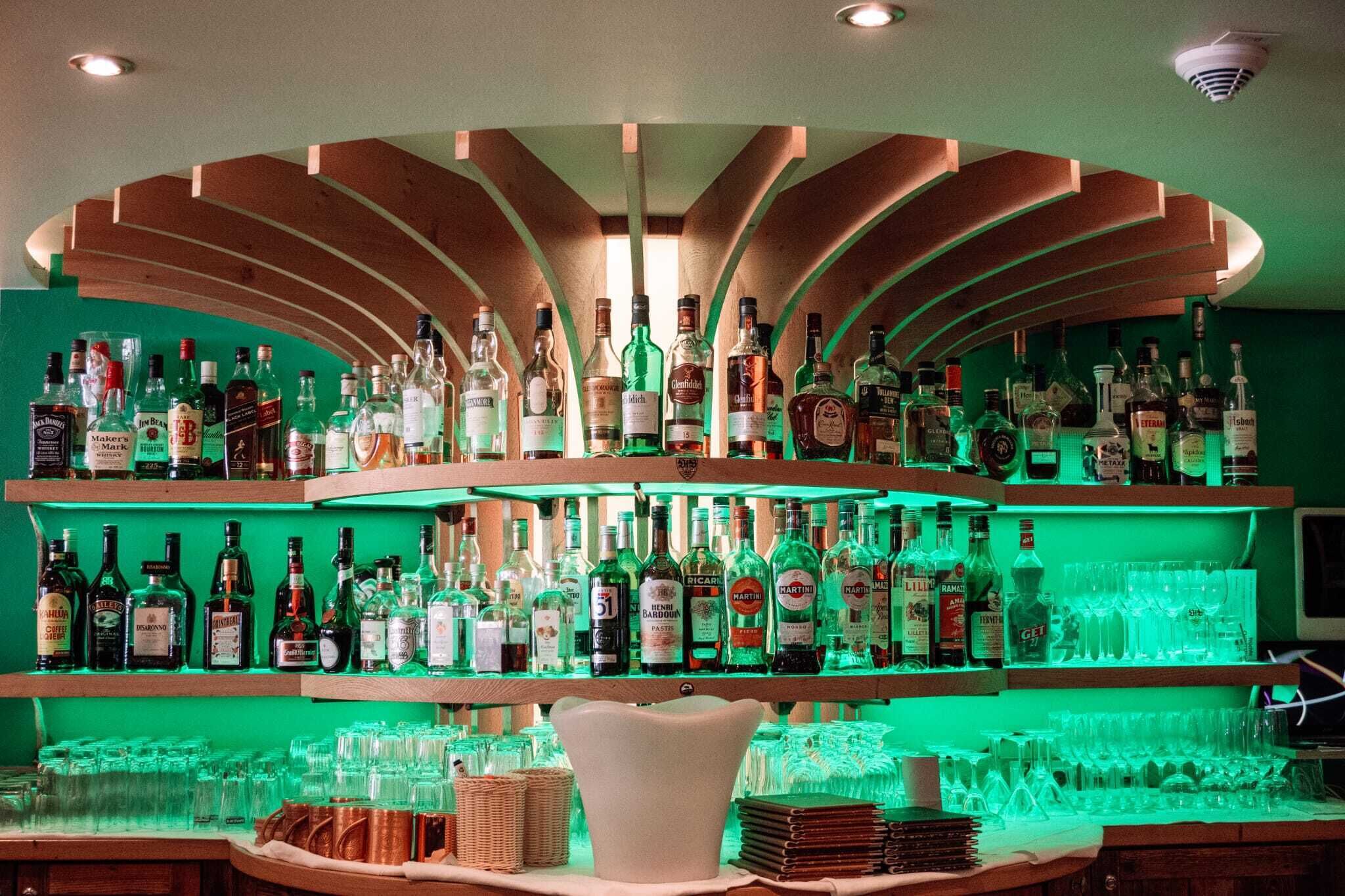 Bar (in der Unterkunft)