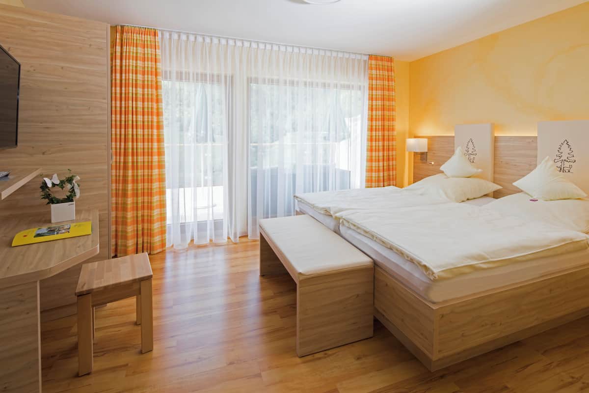 Deluxe Suite | Két bảo mật tại phòng, bàn, truy cập Internet không dây miễn phí 