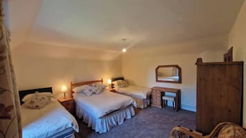 Comfort Quadruple Room, Garden View