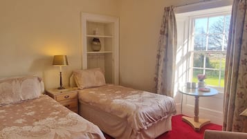 Classic Twin Room, Garden View