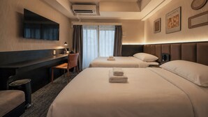 ห้องคอมฟอร์ททวิน, ระเบียง, วิวเมือง | ผ้านวมขนเป็ด, โต๊ะทำงาน, Wi-Fi ฟรี