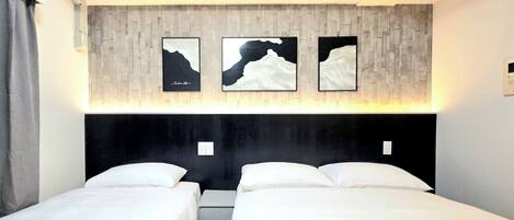 Comfort Triple Room, Balcony, City View