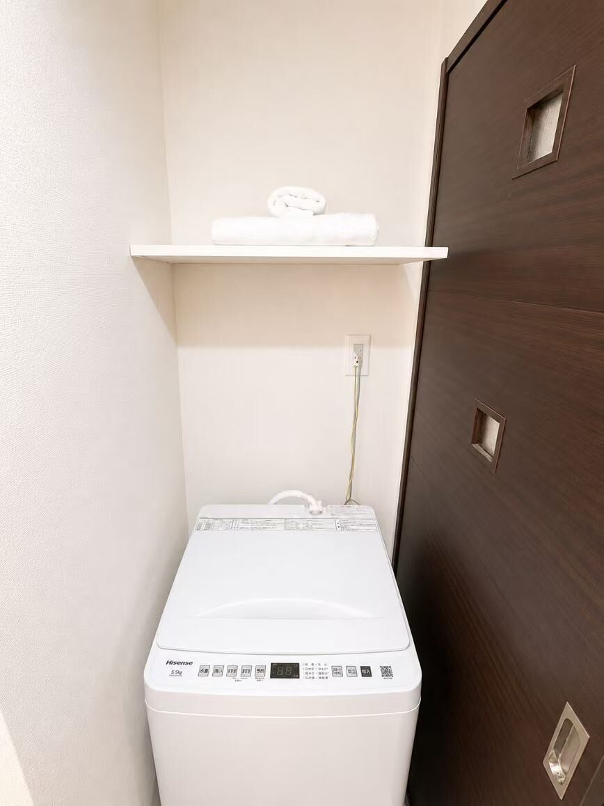Apartemen Comfort, 1 Tempat Tidur Twin, balkon, pemandangan kota | Makan di kamar