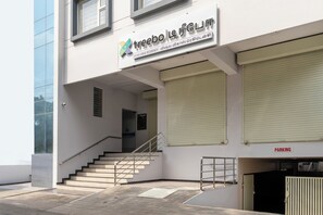 Majoituspaikan sisäänkäynti