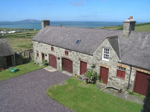 Front of property - Pen y Graig - The Loft B&B (Holyhead)