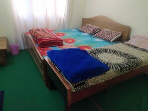 Triple Room | Free WiFi - Hotel Shivkripa & Restaurant (Dunda)