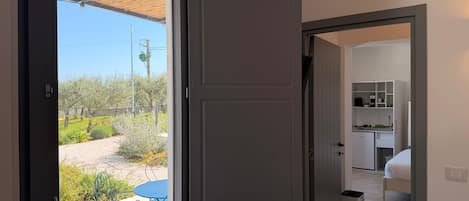 Standard Quadruple Room, Patio