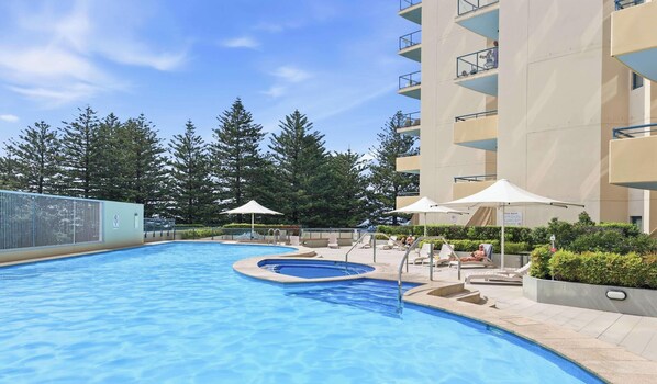 Pool - MetaWiseBnB |Cronulla Beach Walk to Train & Shops1 (Cronulla)