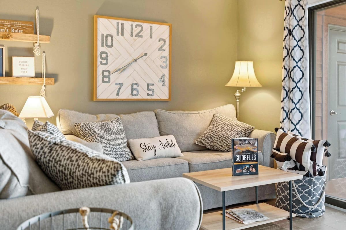 Condo, Multiple Beds, Patio, Garden View (Twin Lakes Getaway) | Living area